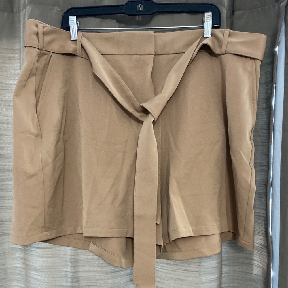 Lane Bryant Tan City Shorts Size 22